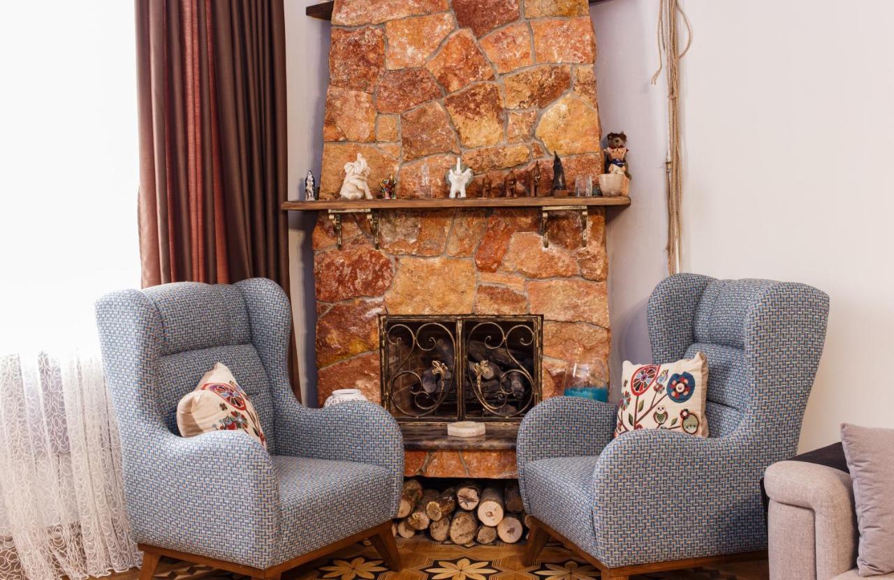 Red Castle Hotel Yerevan Ngoại thất bức ảnh
